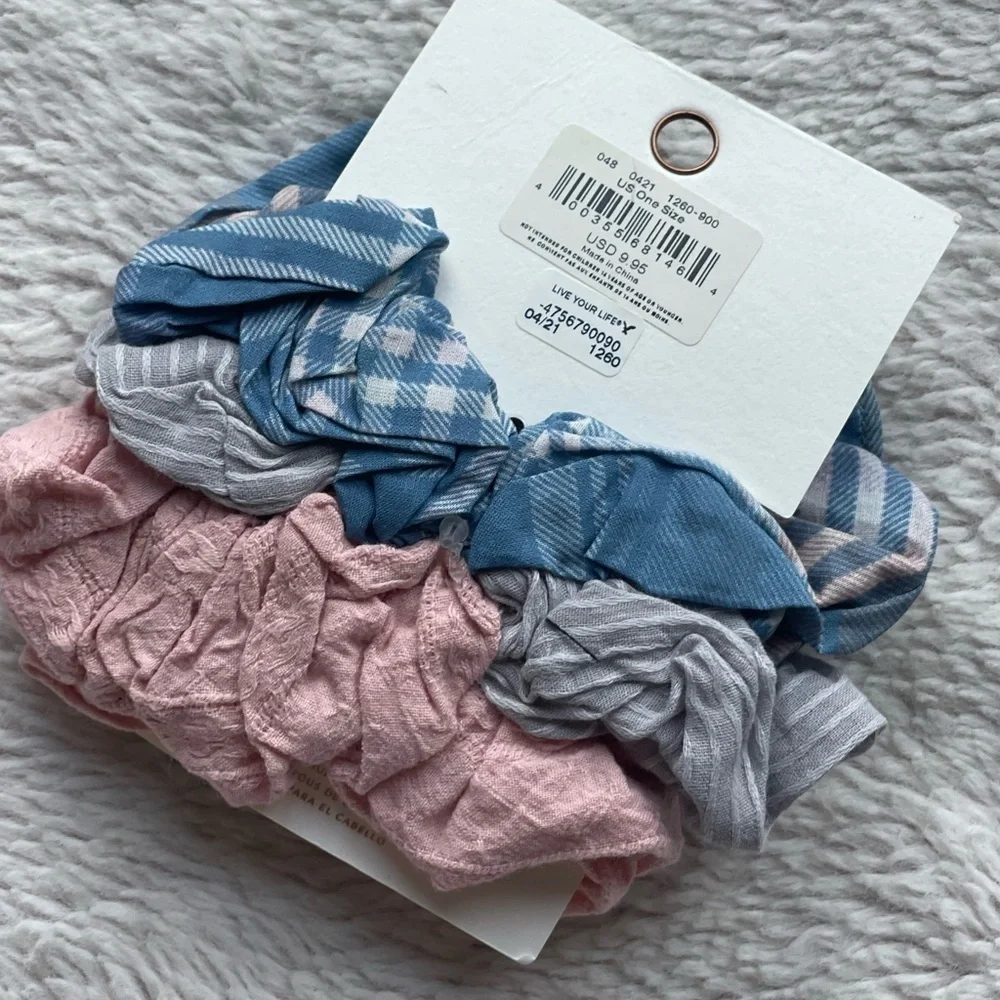American Eagle NWT pink gray blue pattern scrunchie 3 pack